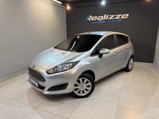 FORD FIESTA 1.6 SE PLUS DIRECT HATCH 16V FLEX 4P POWERSHIFT